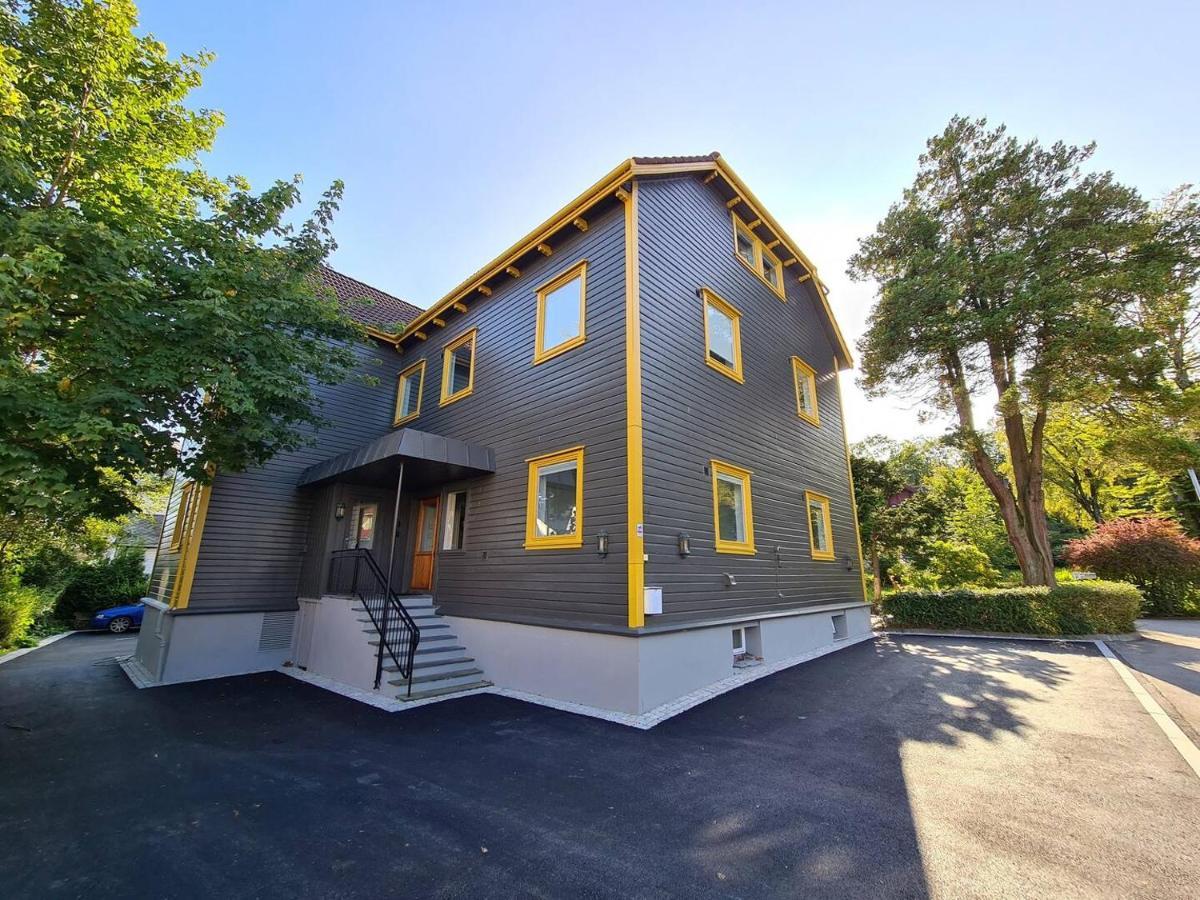 Leilighet Spacious And Modern, 2-bedroom, Near Center, Best Location